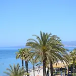 Front On Costa Apartmán Torrox