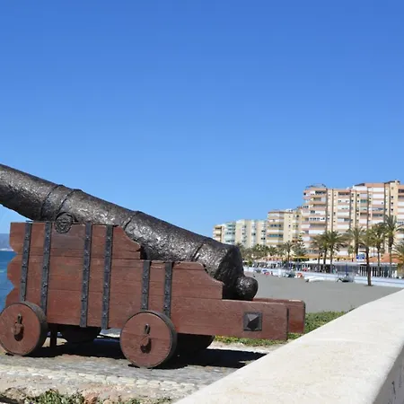 Front On Costa Apartmán Torrox